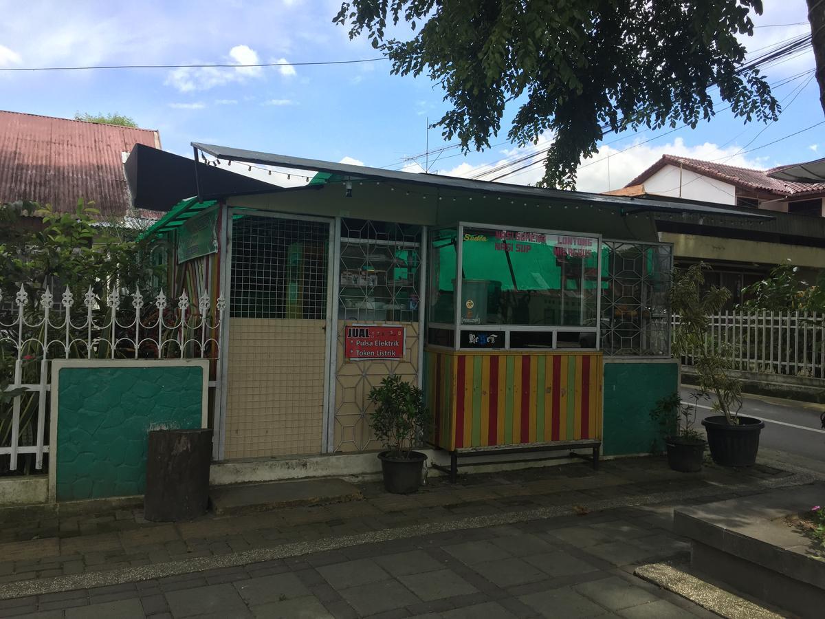 Astani Family Home Bukittinggi Exteriör bild