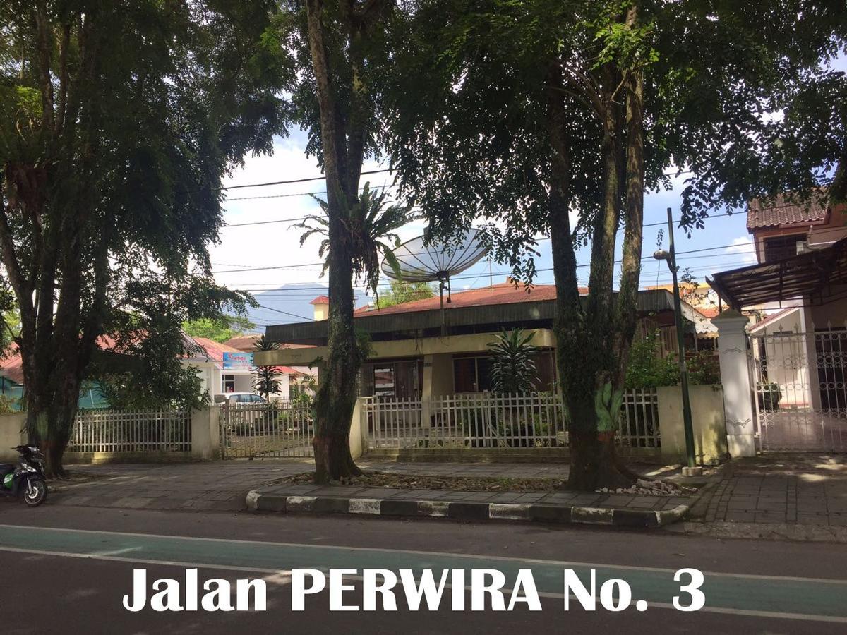 Astani Family Home Bukittinggi Exteriör bild